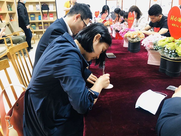 亿万28官网-追求健康,你我一起成长