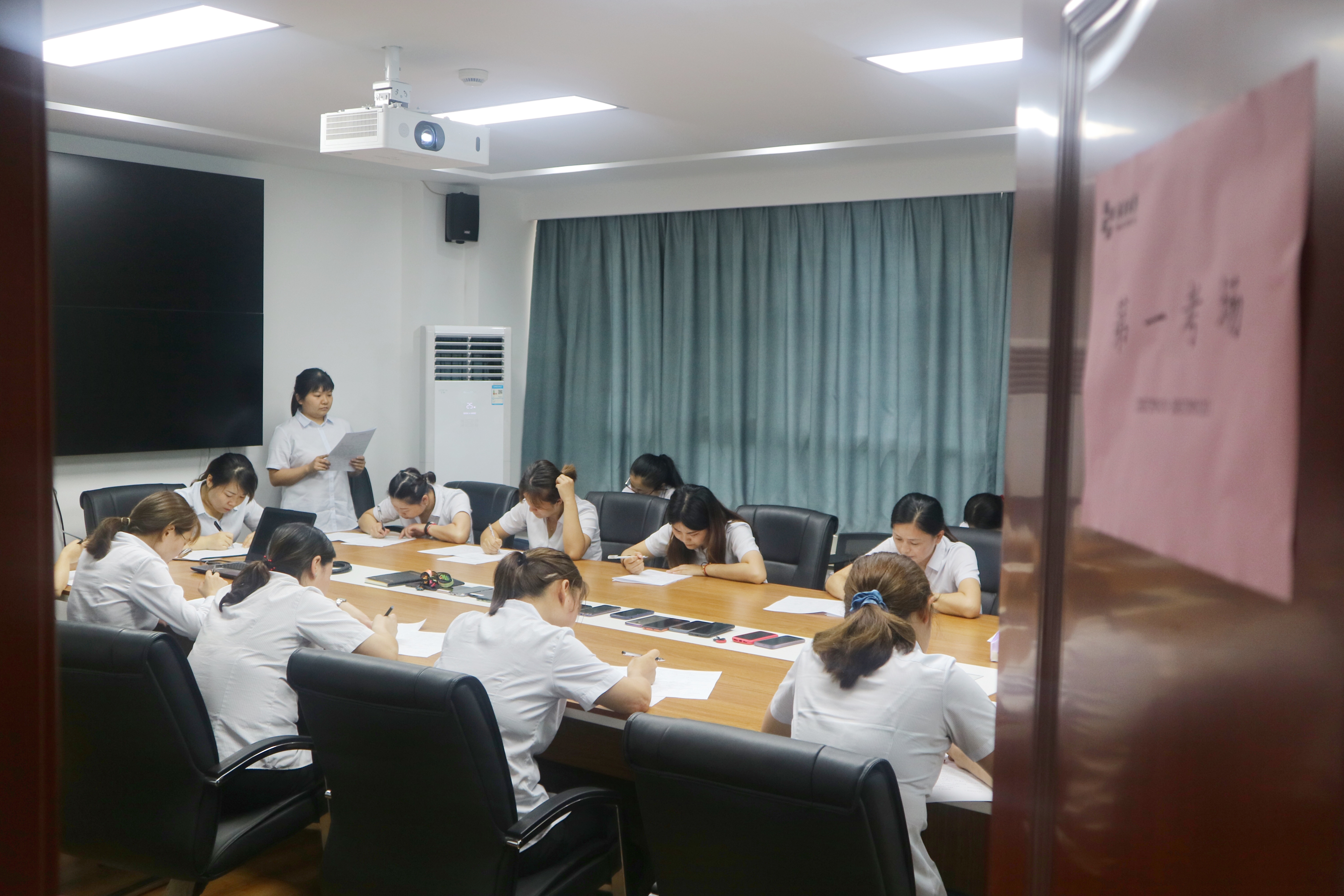 亿万28官网-追求健康,你我一起成长