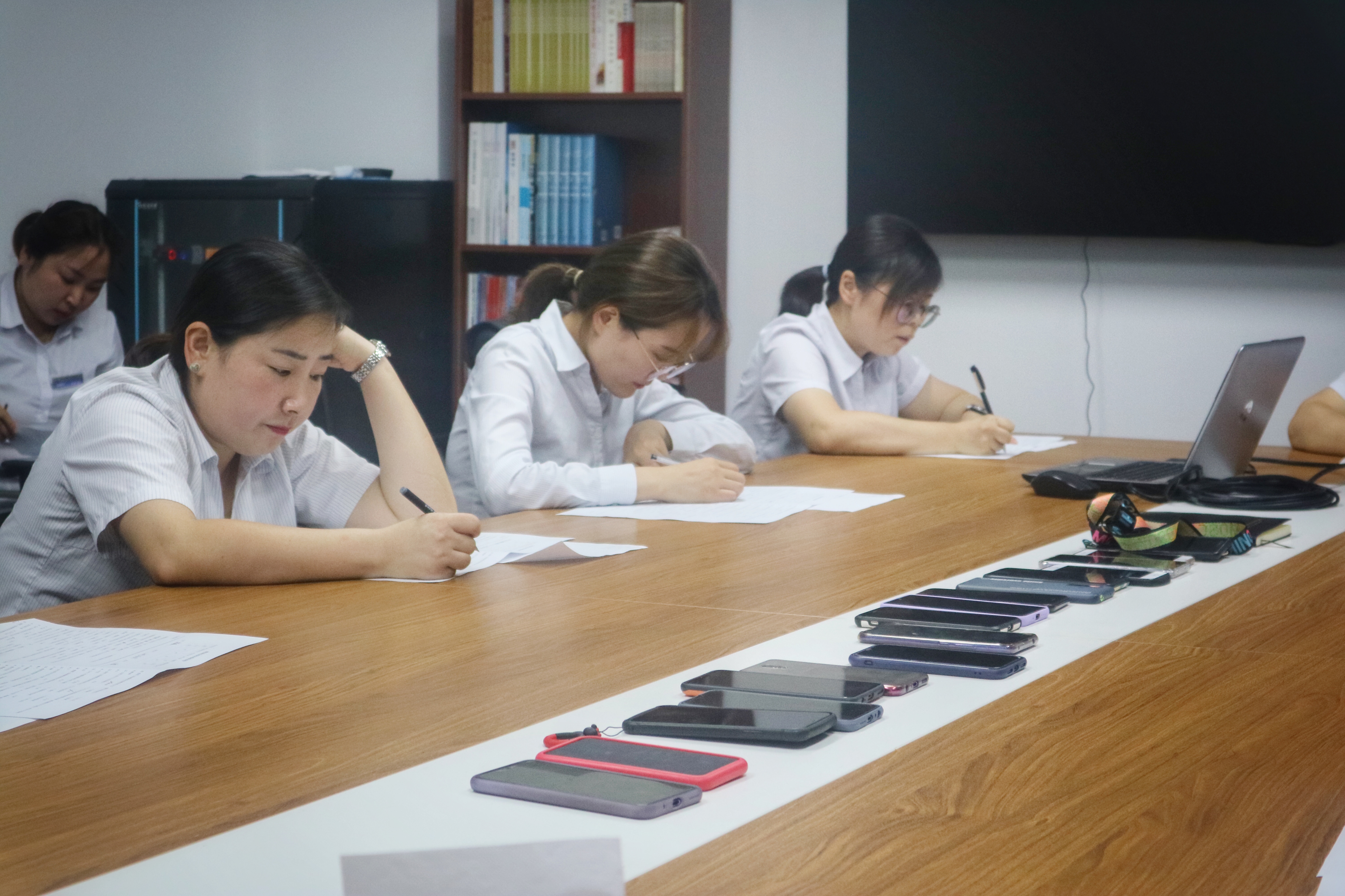 亿万28官网-追求健康,你我一起成长