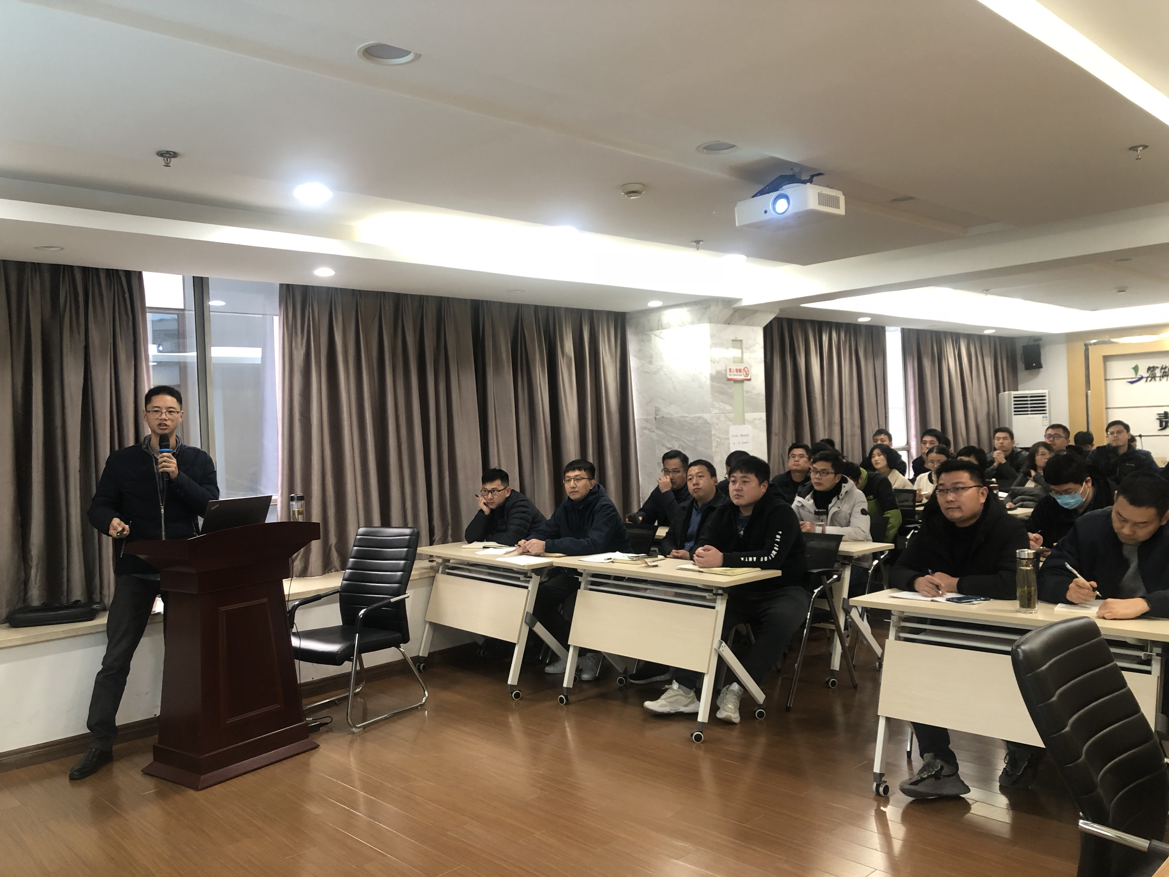 亿万28官网-追求健康,你我一起成长